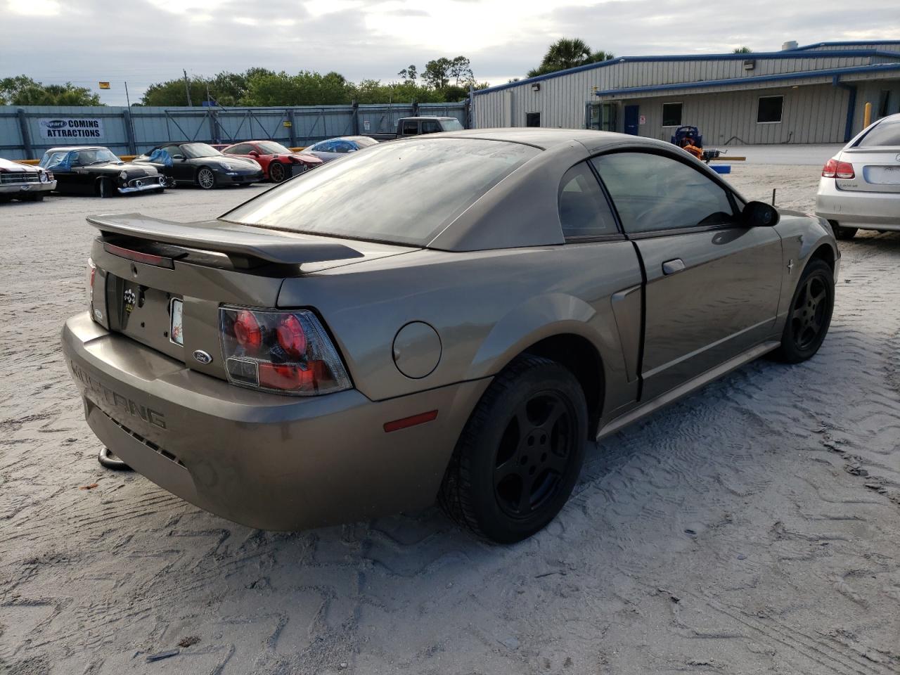 Photo 4 from auction – 2002 FORD MUSTANG with VIN 1FAFP40412F139639