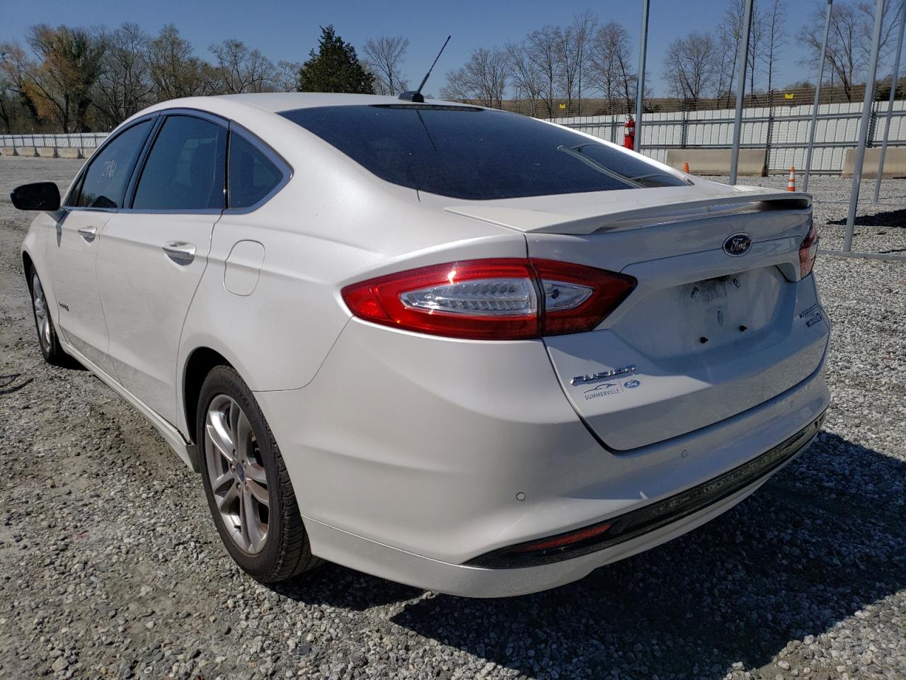 Photo 3 from auction – 2016 FORD FUSION TIT with VIN 3FA6P0RU9GR296325