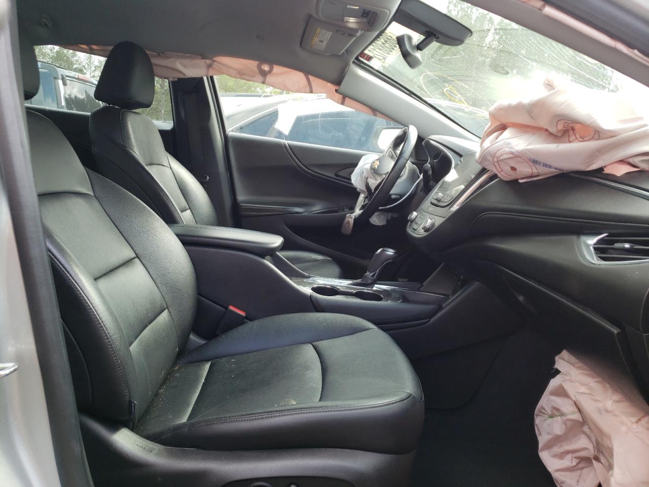 Photo 5 from auction – 2016 CHEVROLET MALIBU LT with VIN 1G1ZE5ST0GF183087