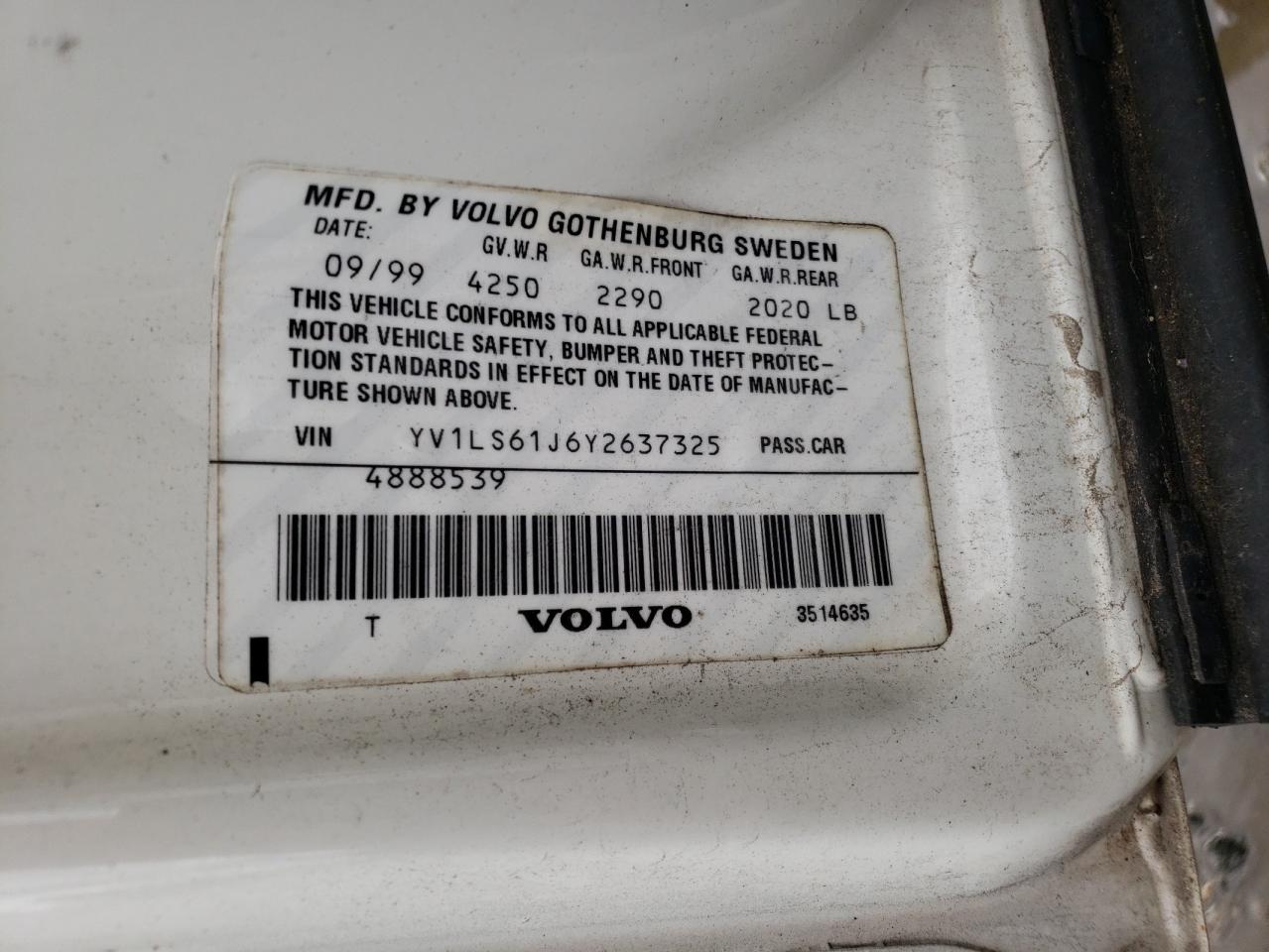 Photo 10 from auction – 2000 VOLVO S70 BASE with VIN YV1LS61J6Y2637325