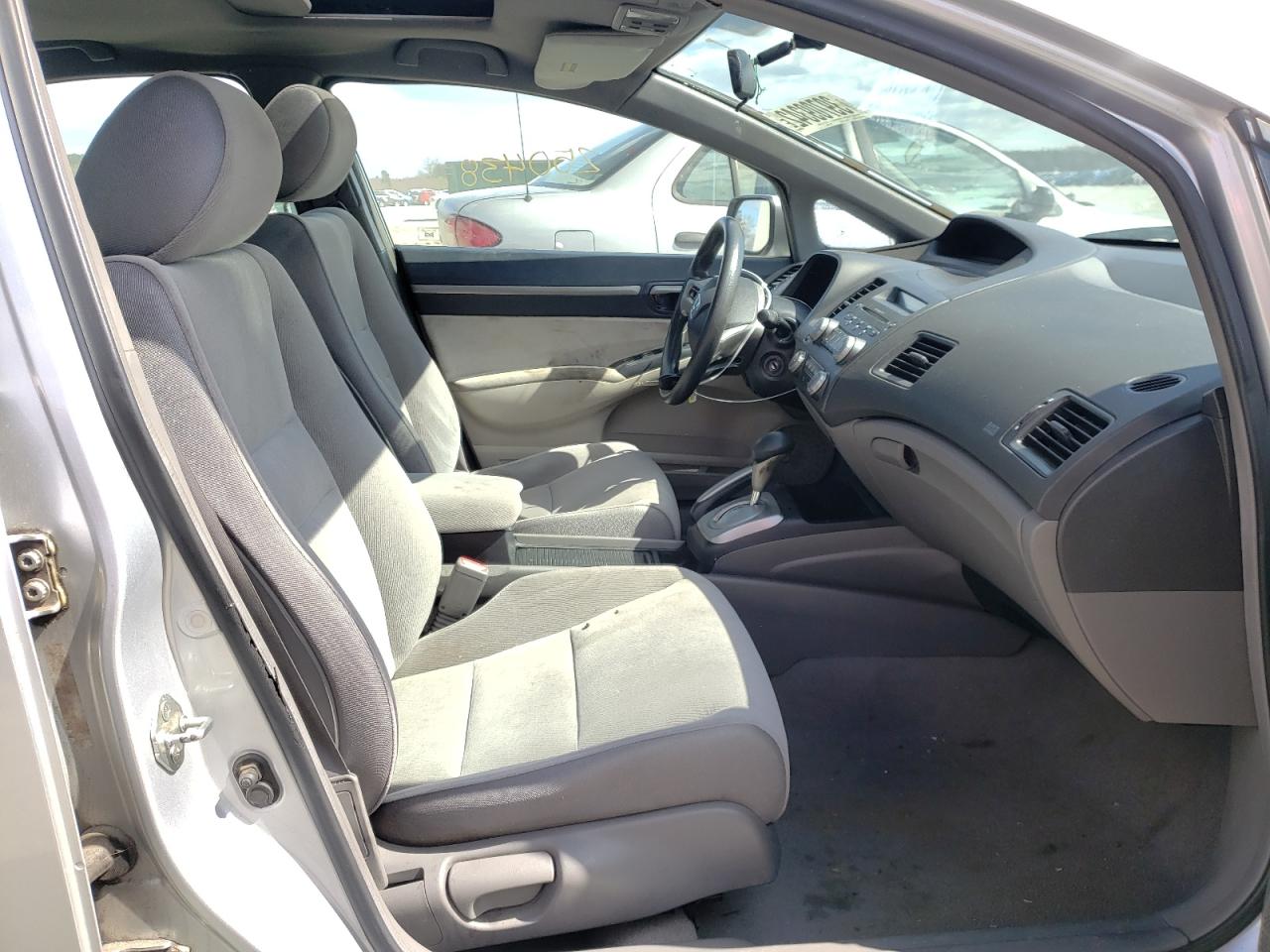 Photo 5 from auction – 2007 HONDA CIVIC with VIN 1HGFA16827L125618