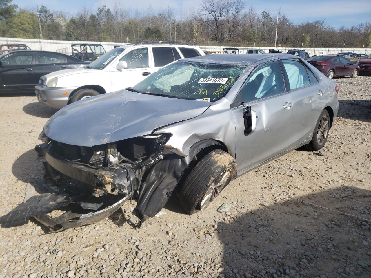 Photo 2 from auction – 2017 TOYOTA CAMRY LE with VIN 4T1BF1FK5HU775285