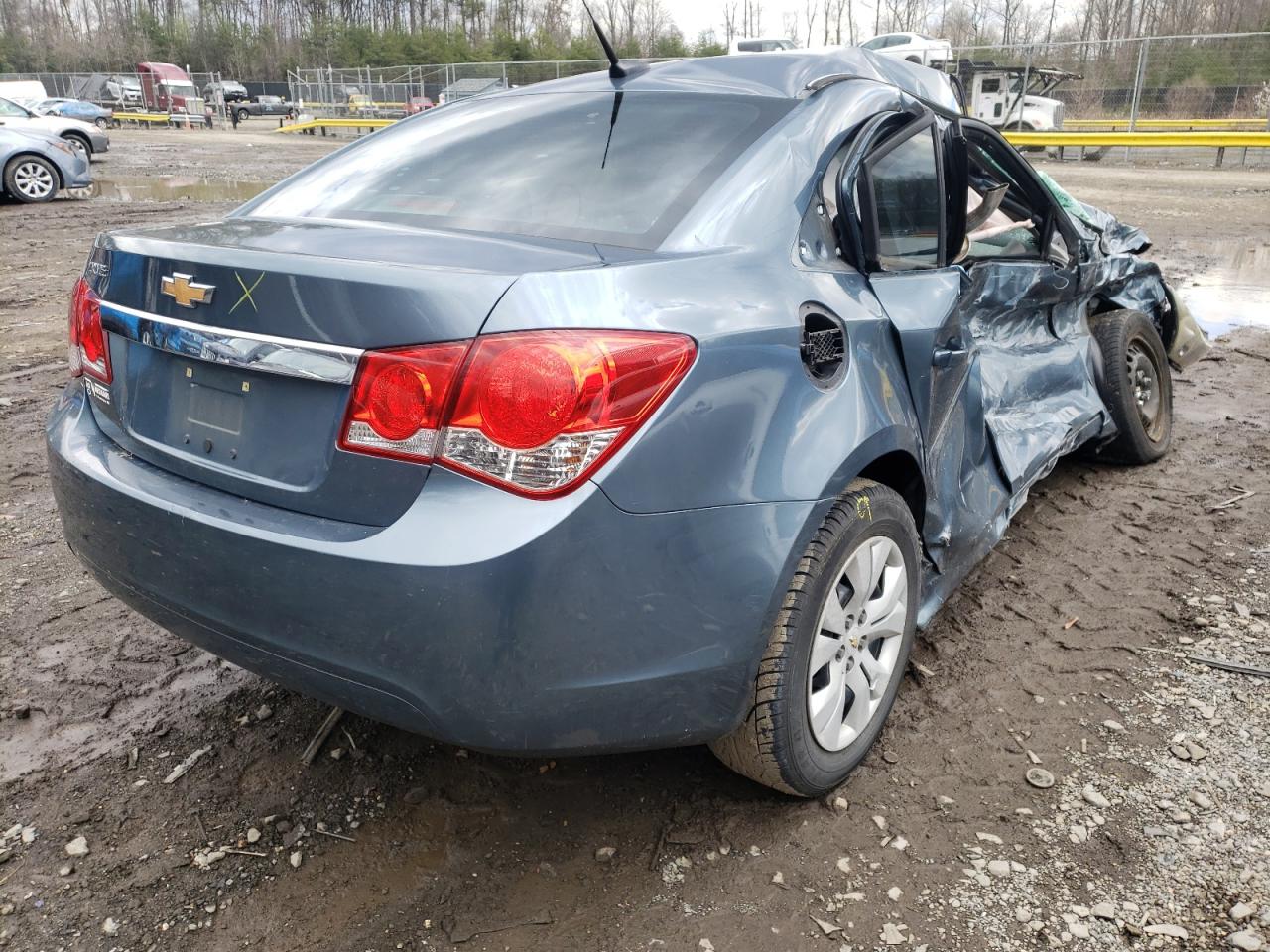 Photo 4 from auction – 2012 CHEVROLET CRUZE LS with VIN 1G1PC5SH7C7352793
