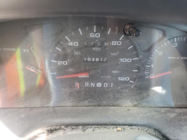 Photo 8 from auction – 2000 FORD TAURUS LX with VIN 1FAFP52U1YG270219