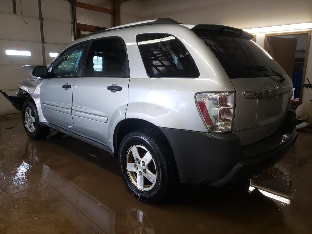 Photo 3 from auction – 2005 CHEVROLET EQUINOX LS with VIN 2CNDL13F556120594