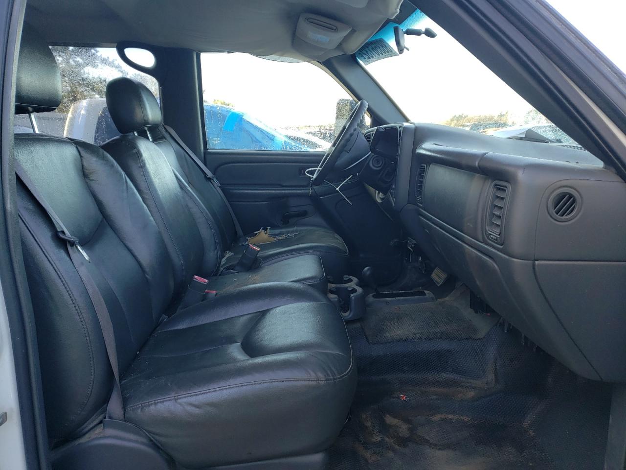 Photo 5 from auction – 2006 GMC SIERRA K25 with VIN 1GTHK23U76F145386