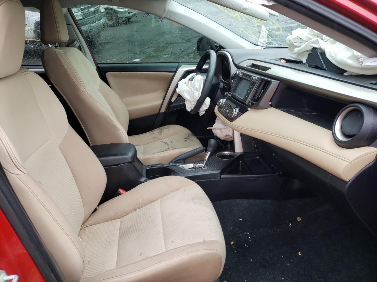 Photo 5 from auction – 2014 TOYOTA RAV4 XLE with VIN 2T3RFREV3EW182584
