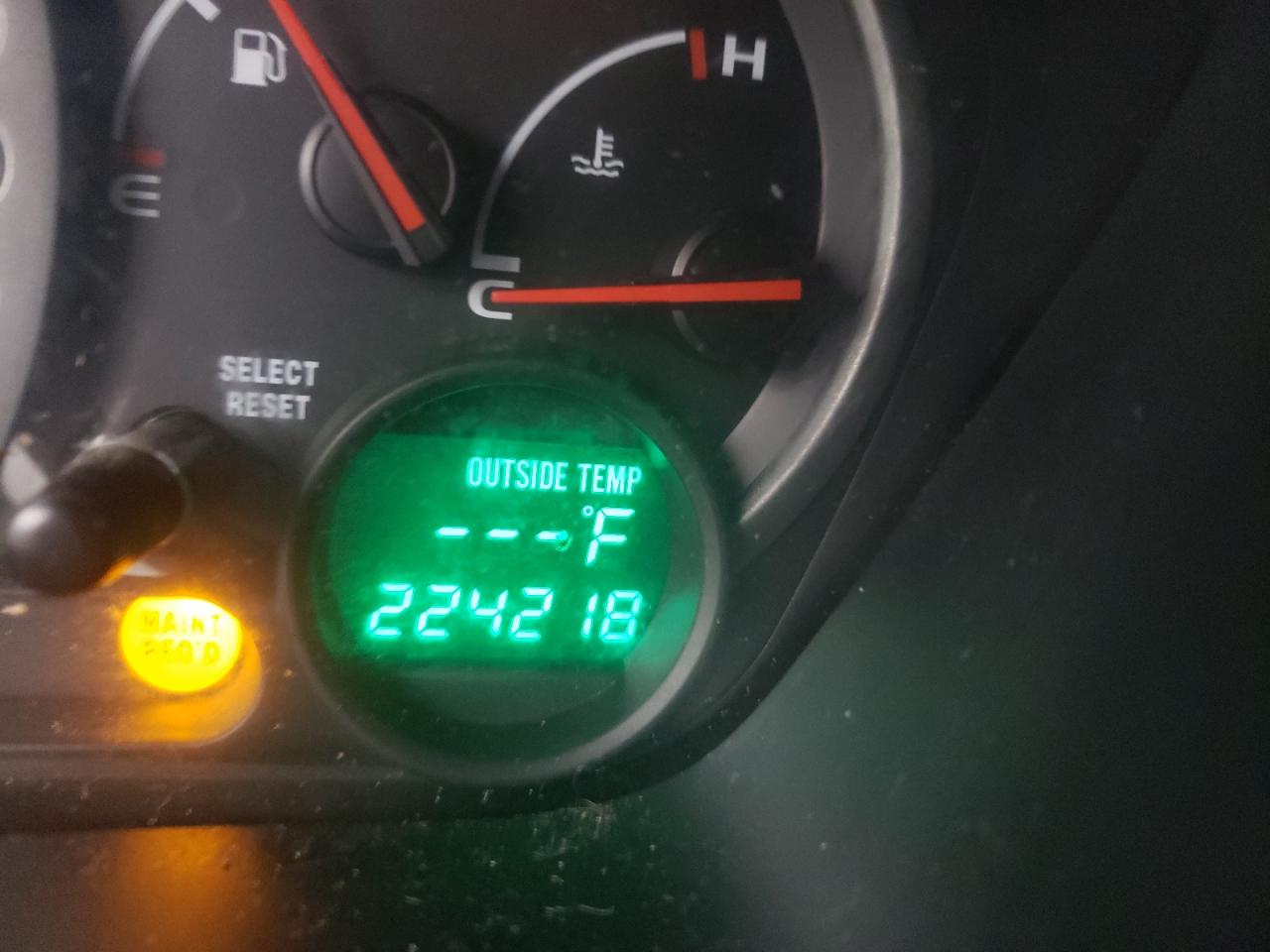 Photo 8 from auction – 2005 HONDA PILOT EXL with VIN 5FNYF18655B066987