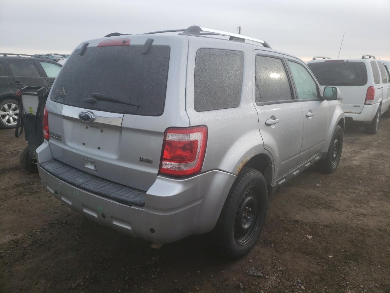Photo 4 from auction – 2011 FORD ESCAPE LIM with VIN 1FMCU9EG2BKC44148