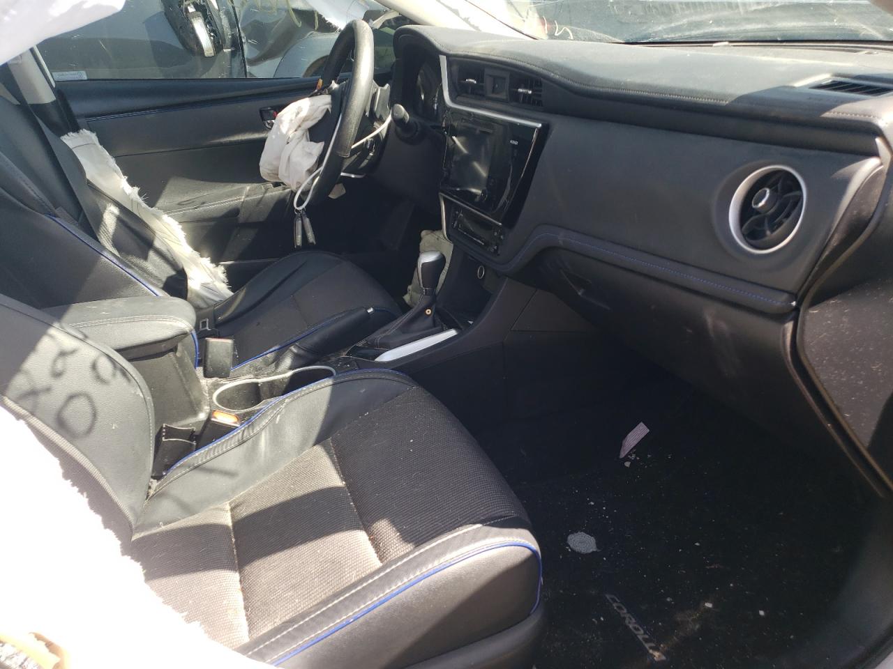 Photo 5 from auction – 2017 TOYOTA COROLLA L with VIN 5YFBURHE2HP632551