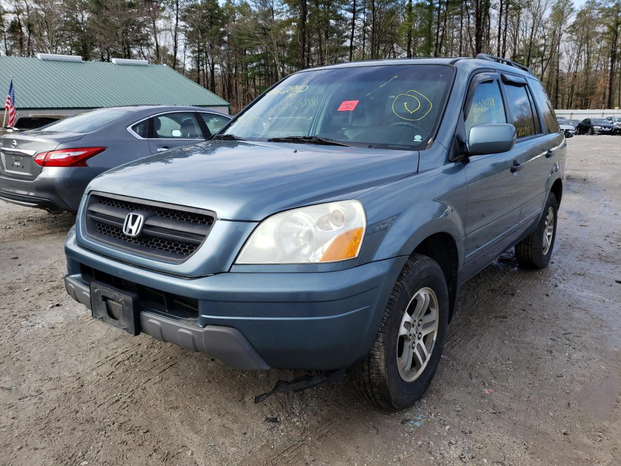 Photo 2 from auction – 2005 HONDA PILOT EXL with VIN 5FNYF18525B057090