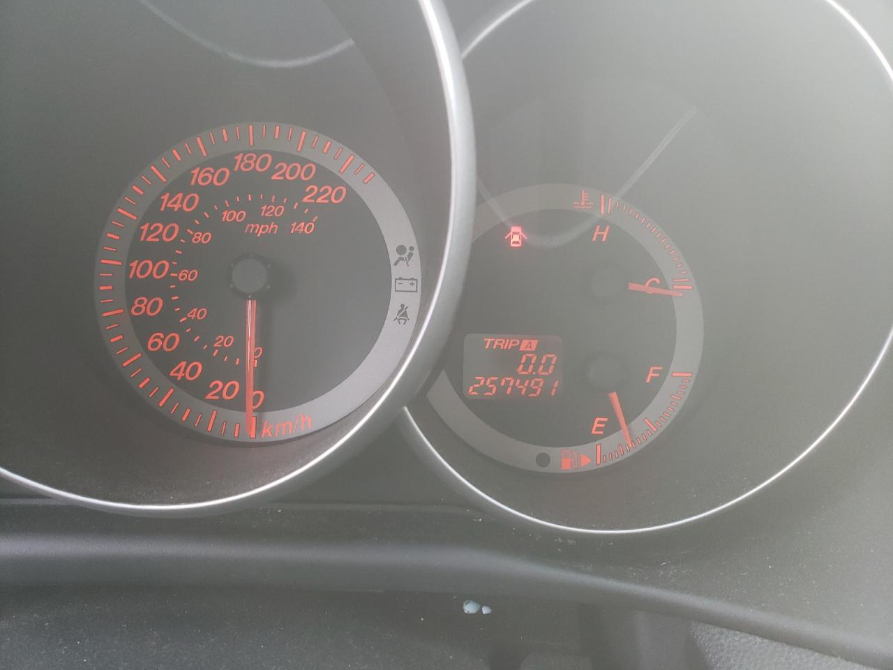 Photo 8 from auction – 2005 MAZDA 3 HATCHBAC with VIN JM1BK143151341874