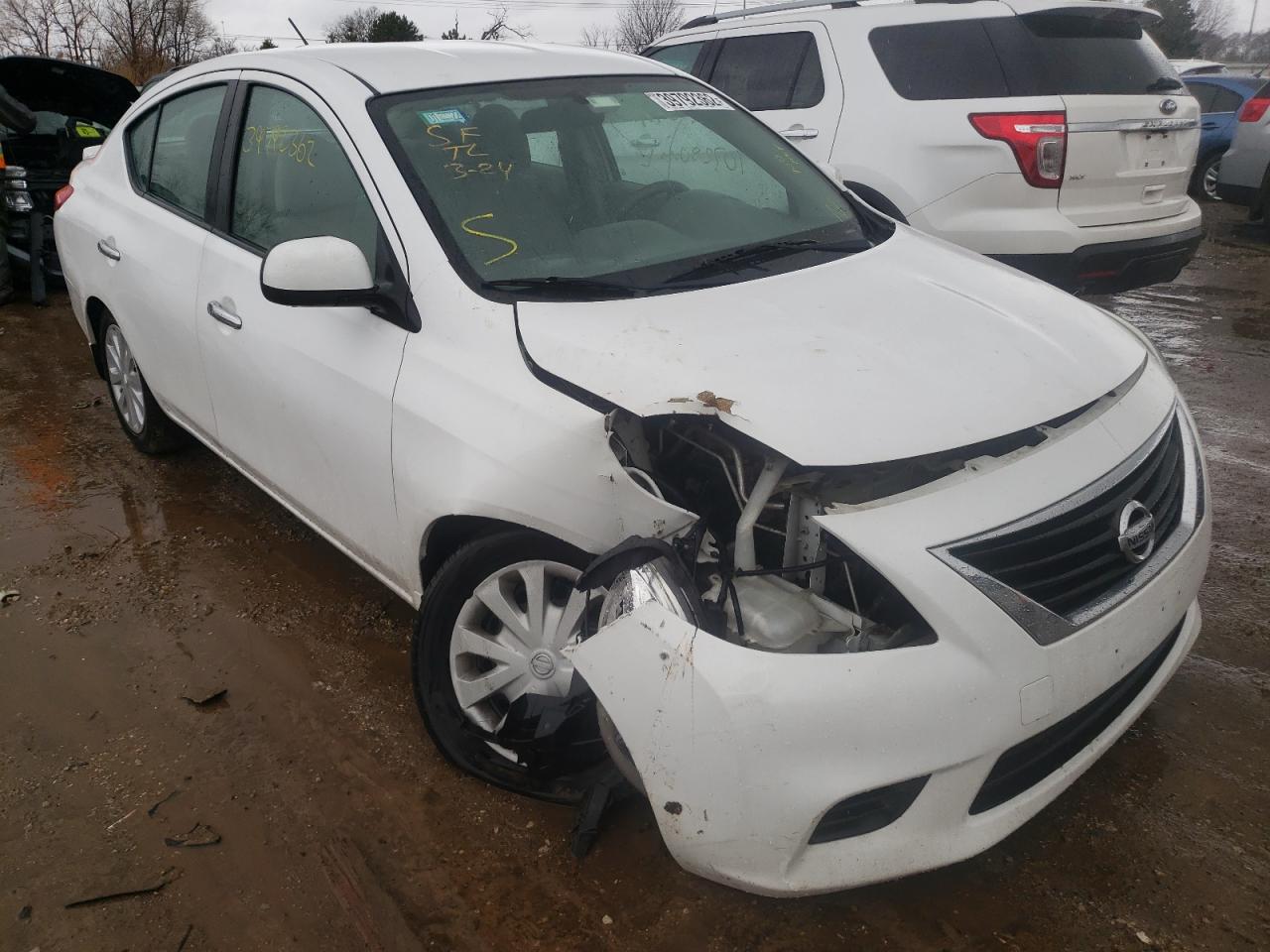 NISSAN VERSA S 2013 with VIN 3N1CN7AP0DL883192 - Photo from auction