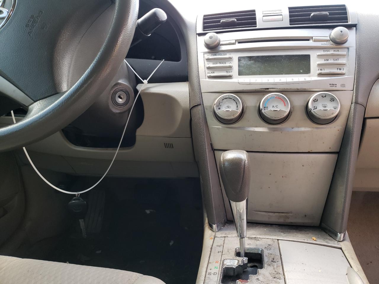 Photo 9 from auction – 2011 TOYOTA CAMRY BASE with VIN 4T1BF3EK5BU171773