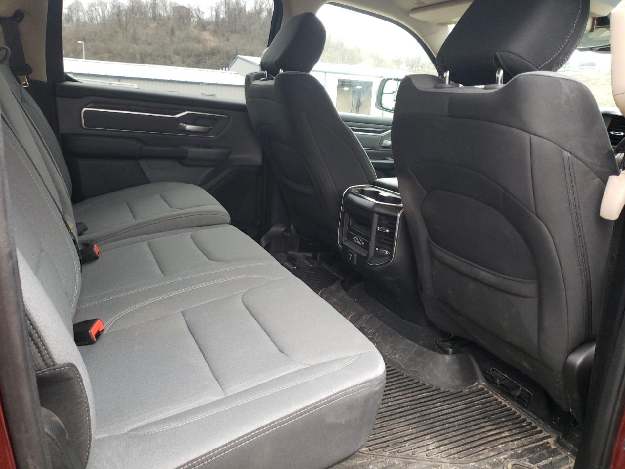 Photo 6 from auction – 2019 RAM 1500 BIG H with VIN 1C6SRFFT7KN734344