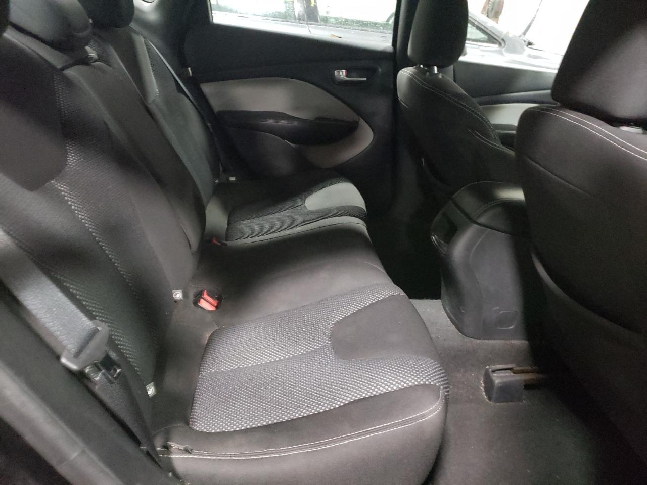 Photo 6 from auction – 2015 DODGE DART SXT with VIN 1C3CDFBB3FD402894