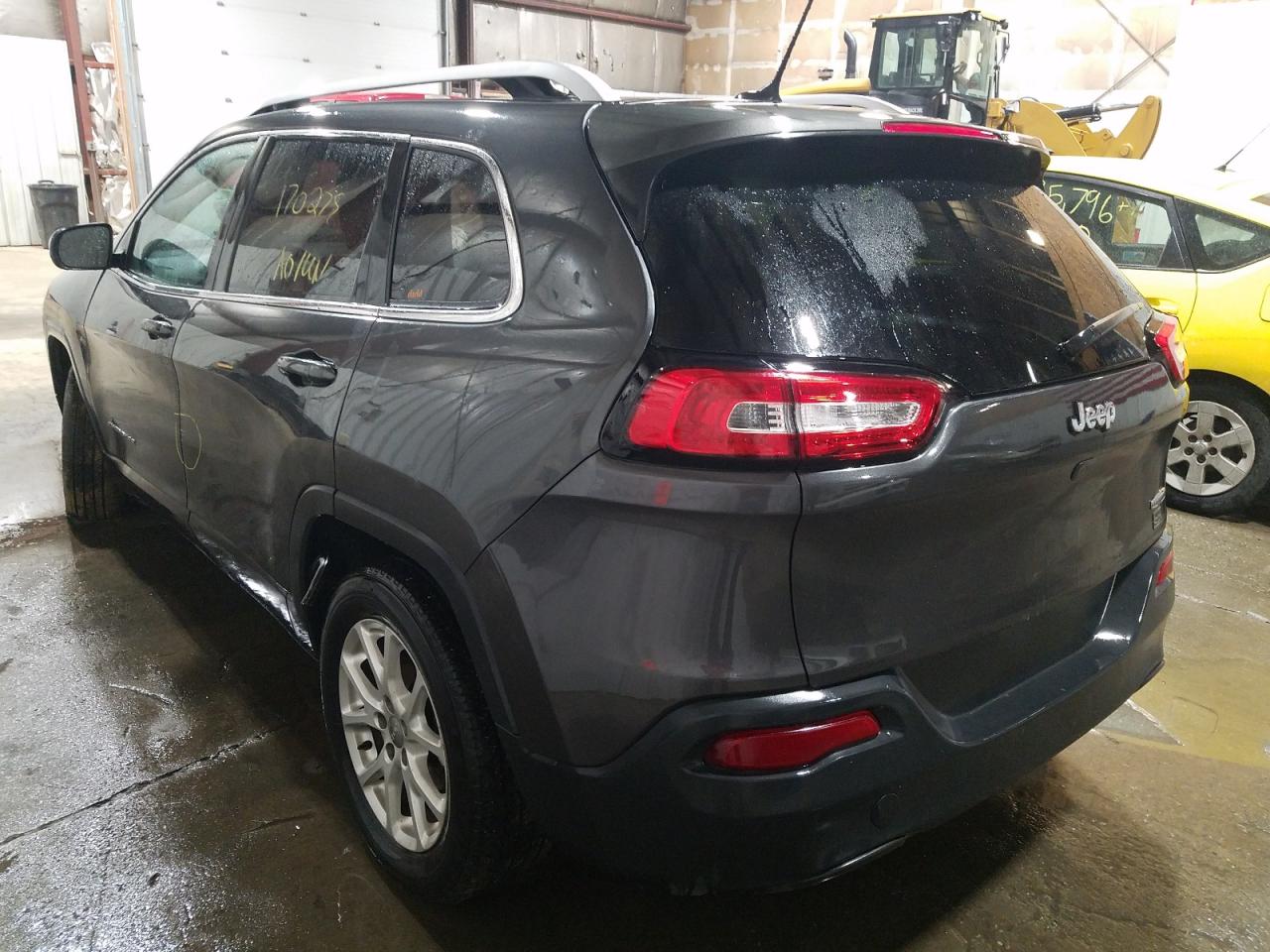 Photo 3 from auction – 2016 JEEP CHEROKEE L with VIN 1C4PJLCB2GW167820