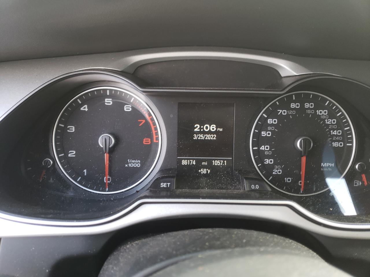 Photo 8 from auction – 2016 AUDI A4 PREMIUM with VIN WAUAFAFL7GN017690