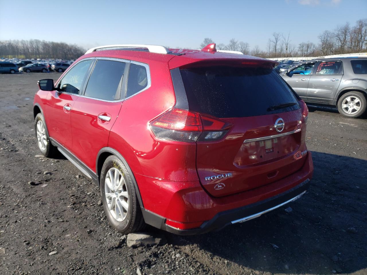 Photo 3 from auction – 2017 NISSAN ROGUE S with VIN JN8AT2MV6HW274233