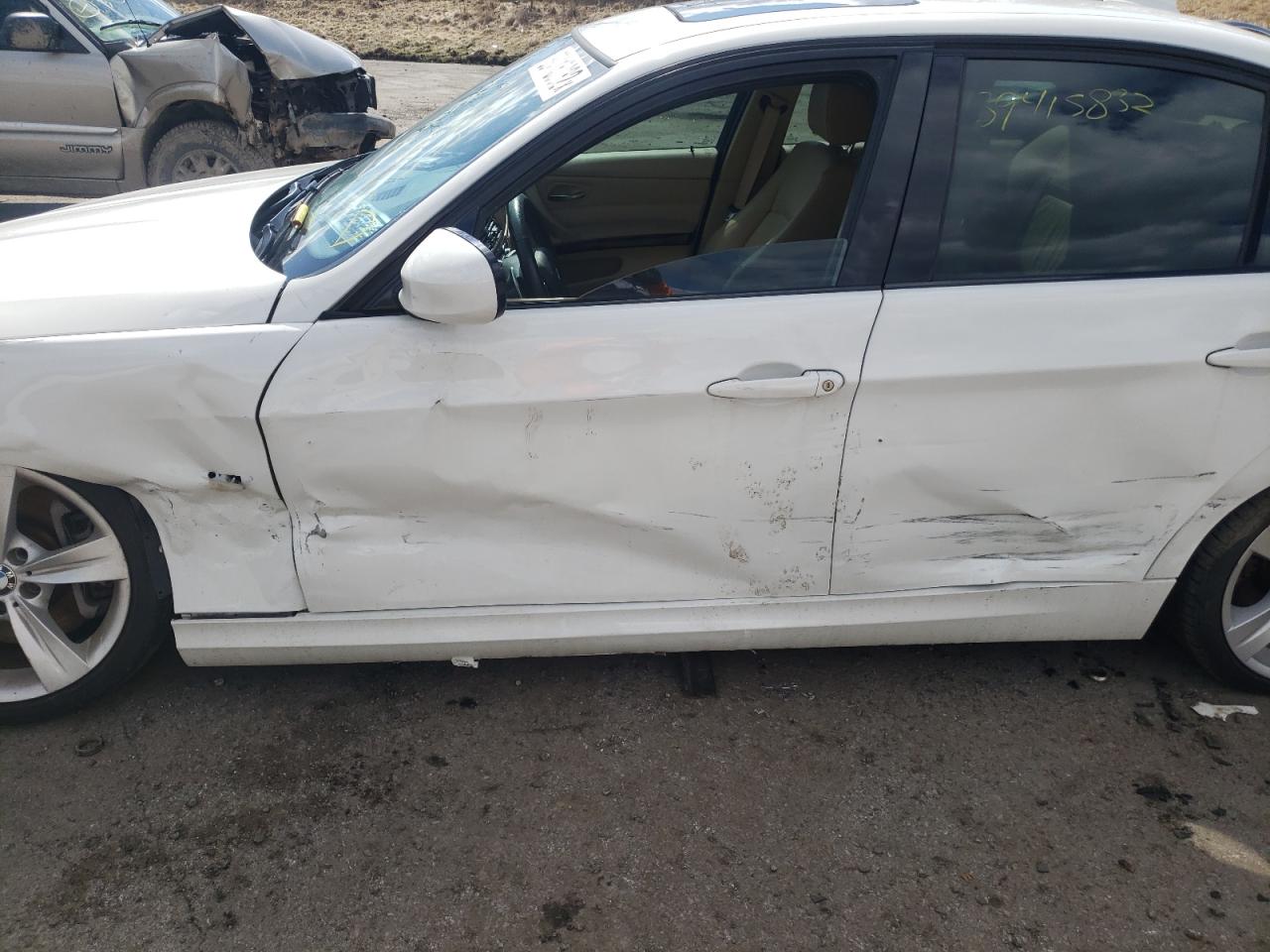 Photo 9 from auction – 2011 BMW 335 I with VIN WBAPM5C51BE577047