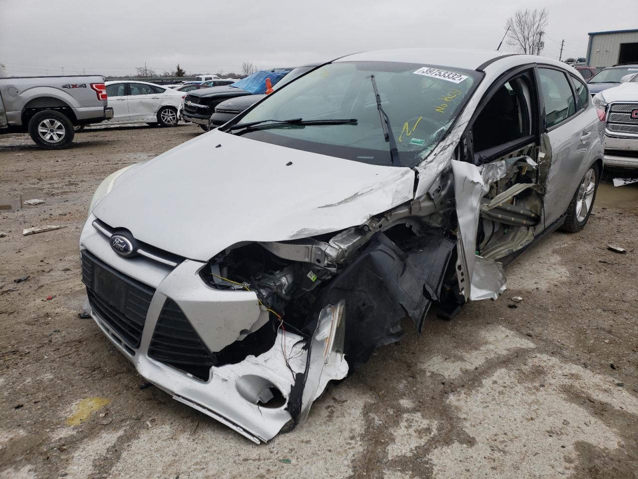 Photo 2 from auction – 2014 FORD FOCUS SE with VIN 1FADP3K21EL131656