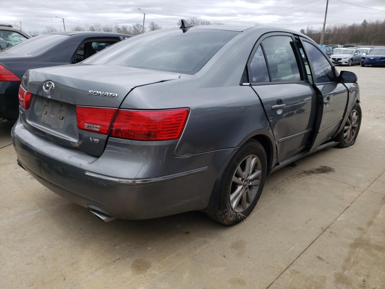 Photo 4 from auction – 2009 HYUNDAI SONATA SE with VIN 5NPEU46F09H504545