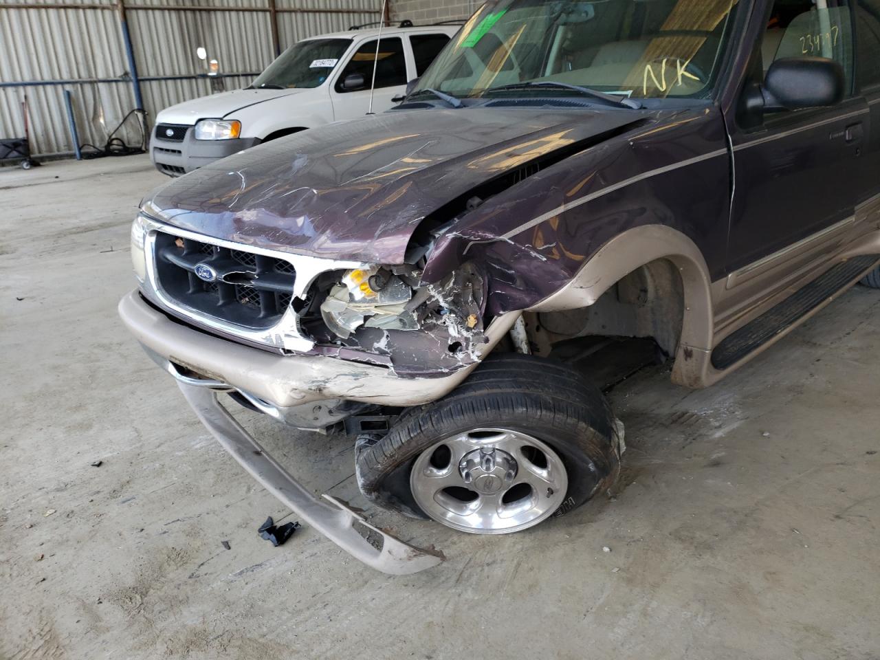 Photo 9 from auction – 1998 FORD EXPLORER with VIN 1FMZU32E7WZB22229
