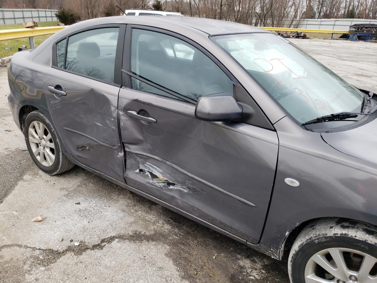Photo 9 from auction – 2007 MAZDA 3 I with VIN JM1BK12F171625294