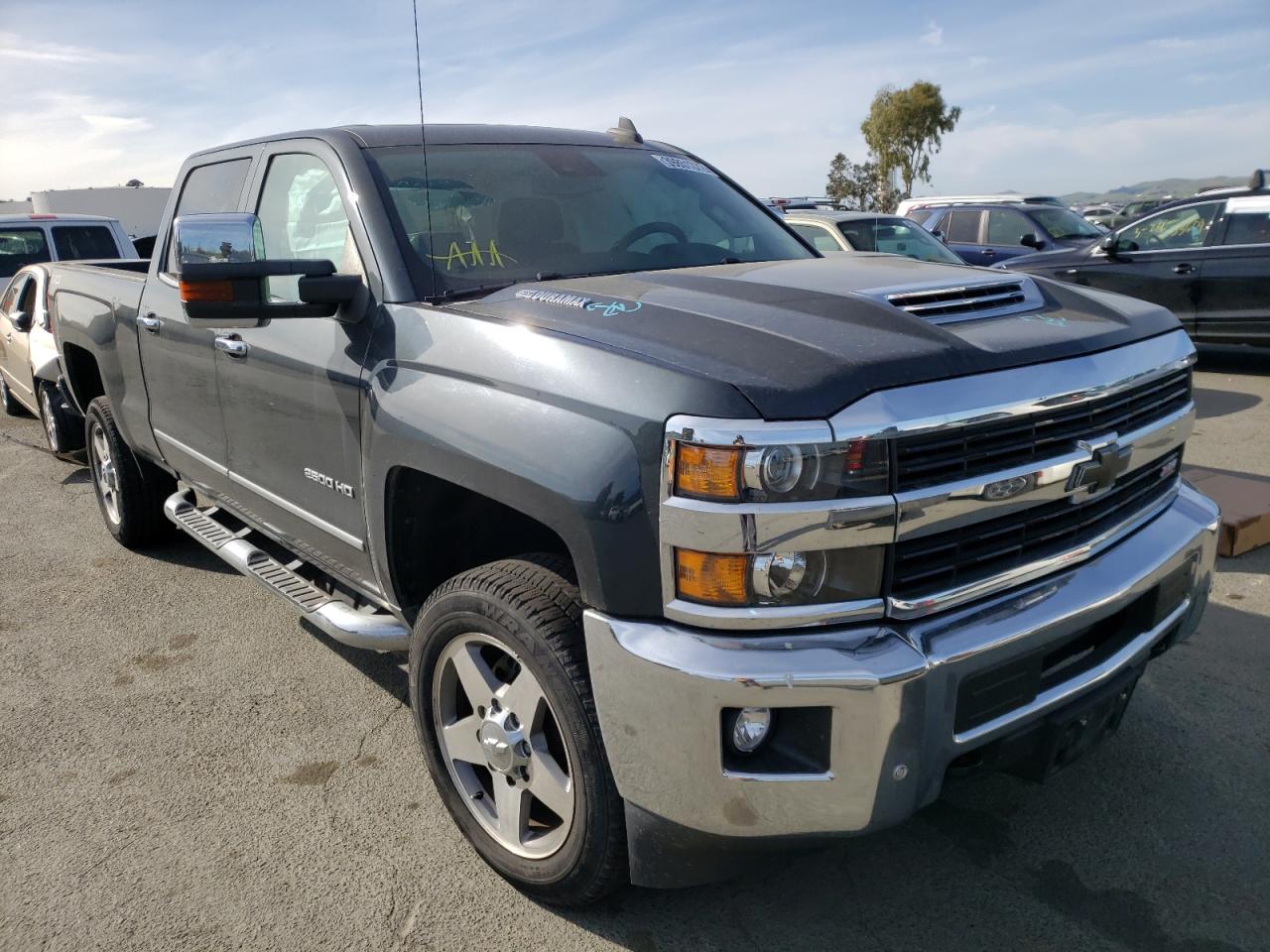 CHEVROLET SILVERADO 2017 with VIN 1GC1KWEY1HF180842 - Photo from auction