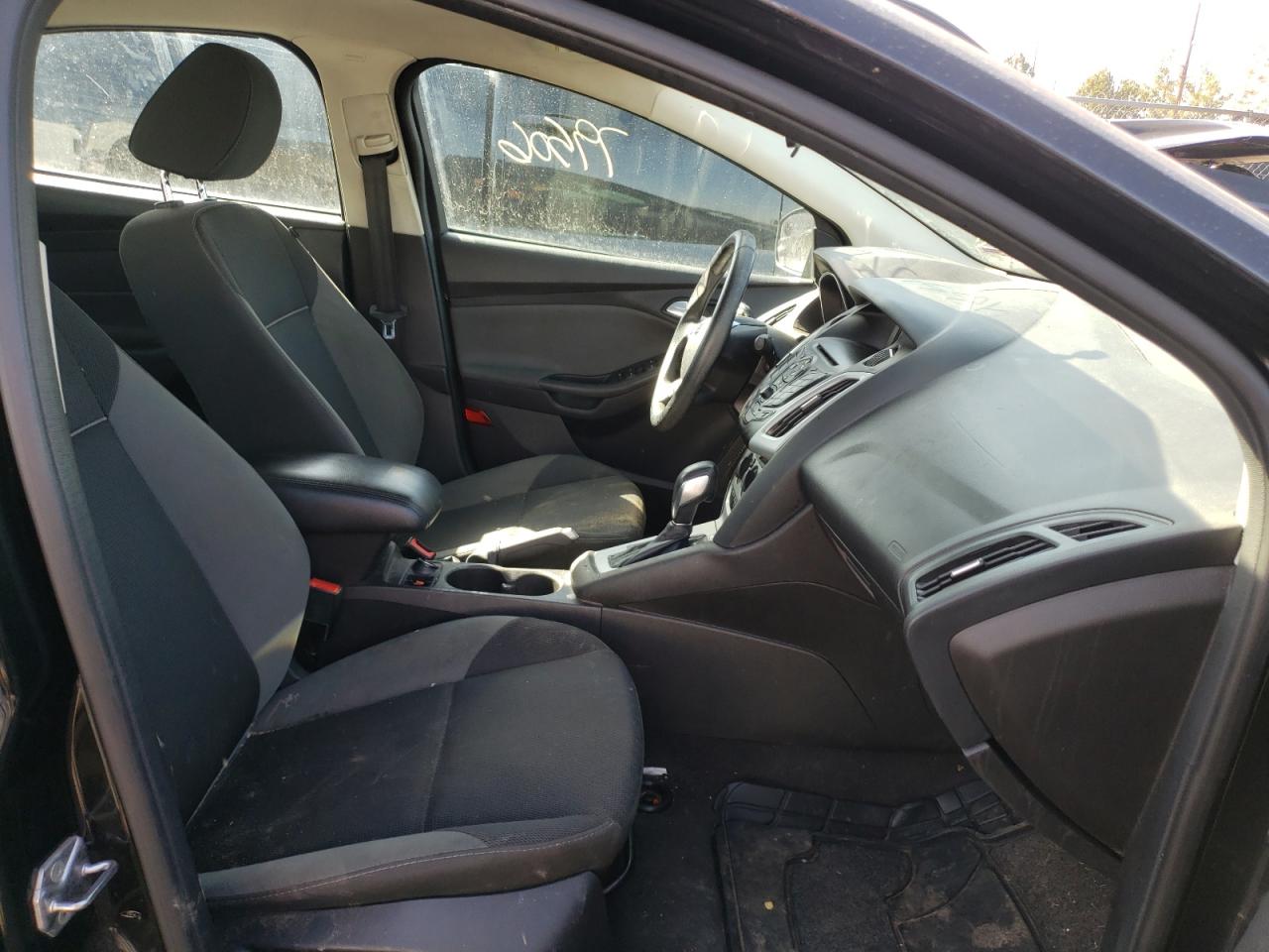 Photo 5 from auction – 2014 FORD FOCUS SE with VIN 1FADP3F23EL276269