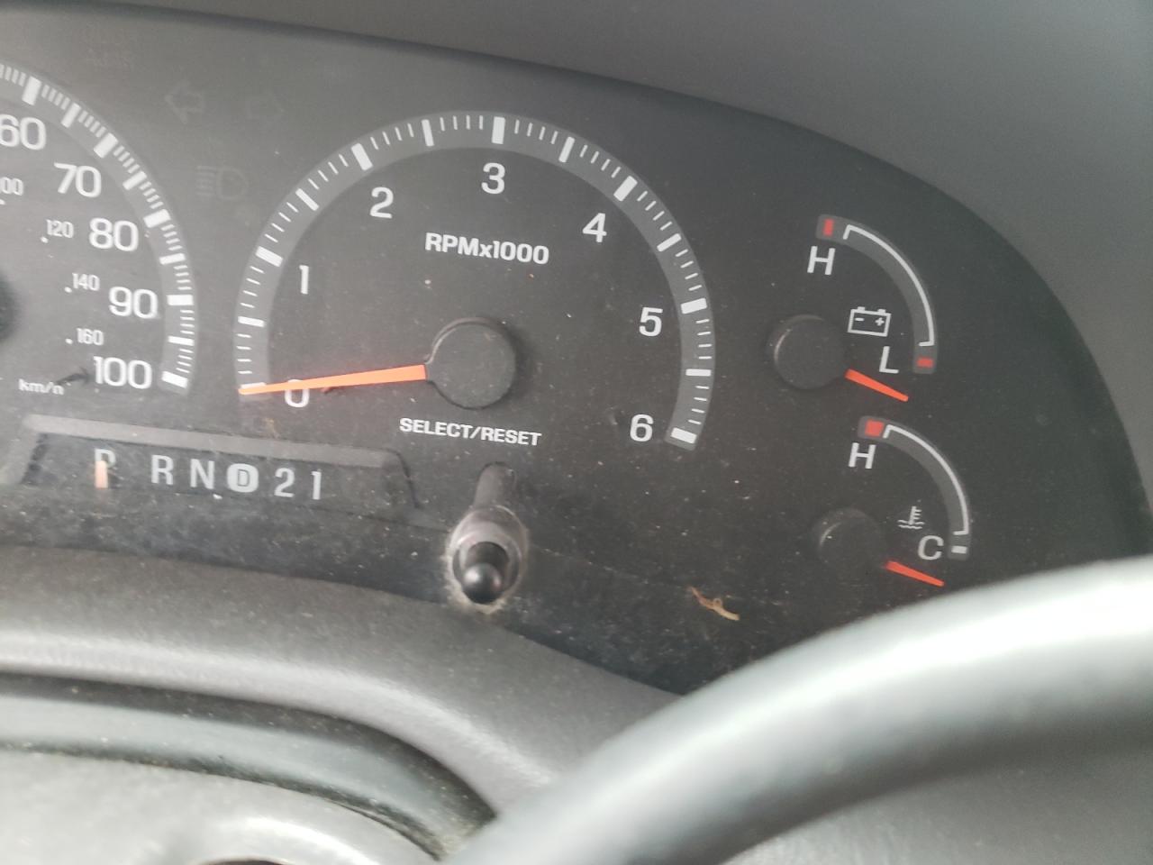 Photo 8 from auction – 2000 FORD F150 with VIN 1FTRX18L5YNA59860