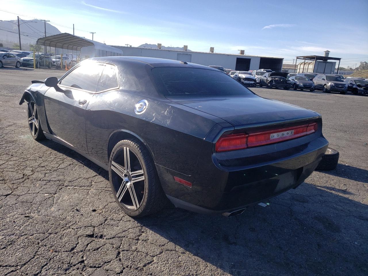 Photo 3 from auction – 2013 DODGE CHALLENGER with VIN 2C3CDYAGXDH553871