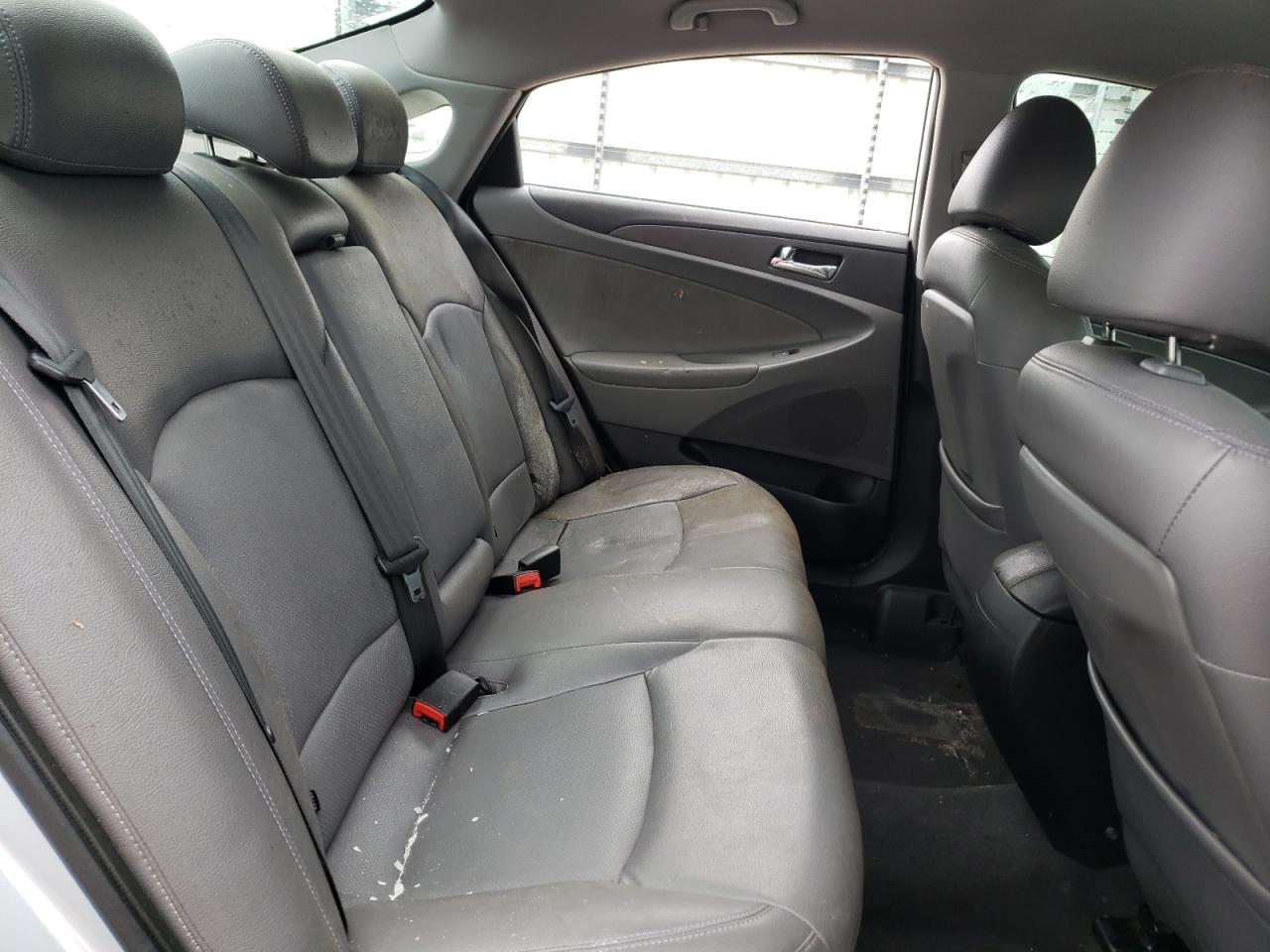 Photo 6 from auction – 2011 HYUNDAI SONATA GLS with VIN 5NPEB4AC6BH078496