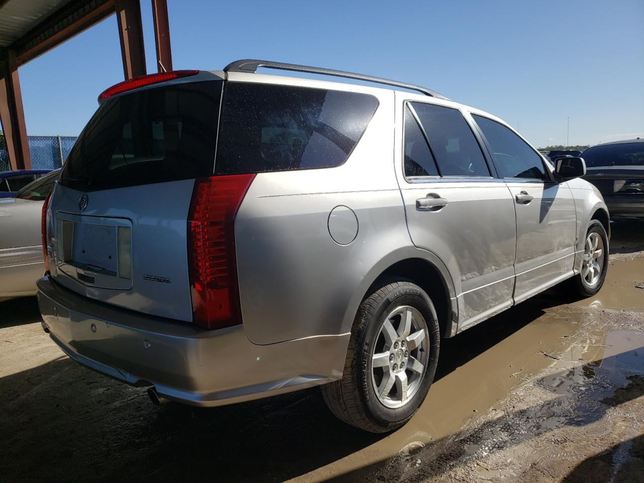 Photo 4 from auction – 2007 CADILLAC SRX with VIN 1GYEE637870128316