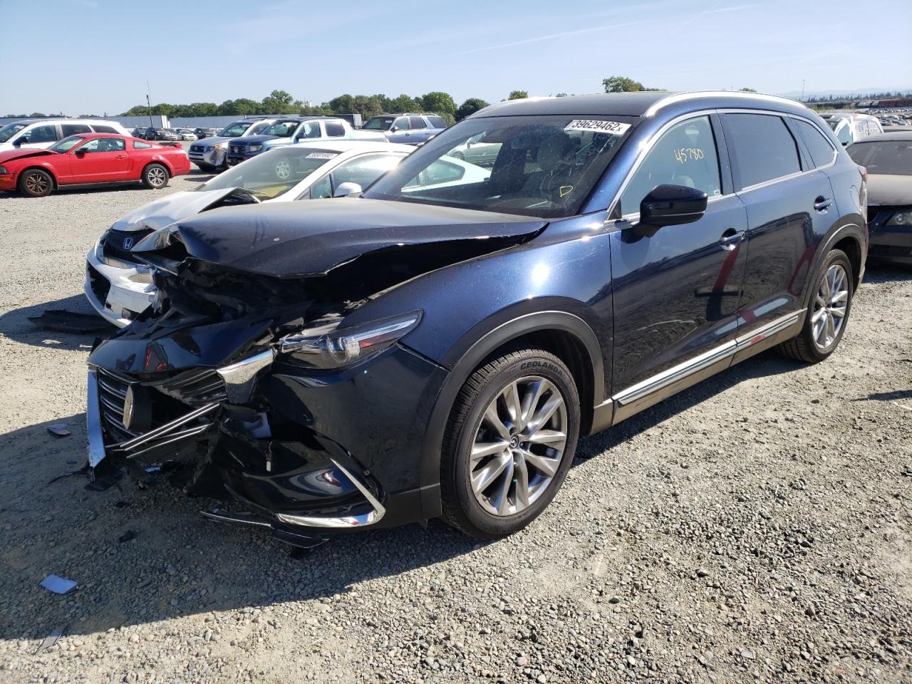 Photo 2 from auction – 2018 MAZDA CX-9 GRAND with VIN JM3TCBDY1J0200569