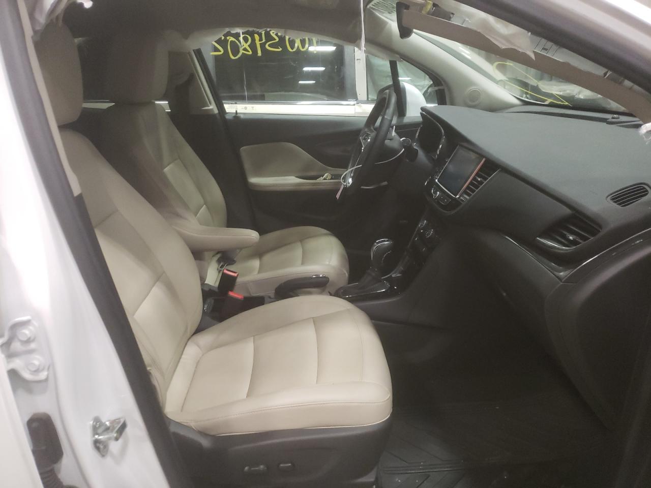 Photo 5 from auction – 2017 BUICK ENCORE PRE with VIN KL4CJHSB2HB146904