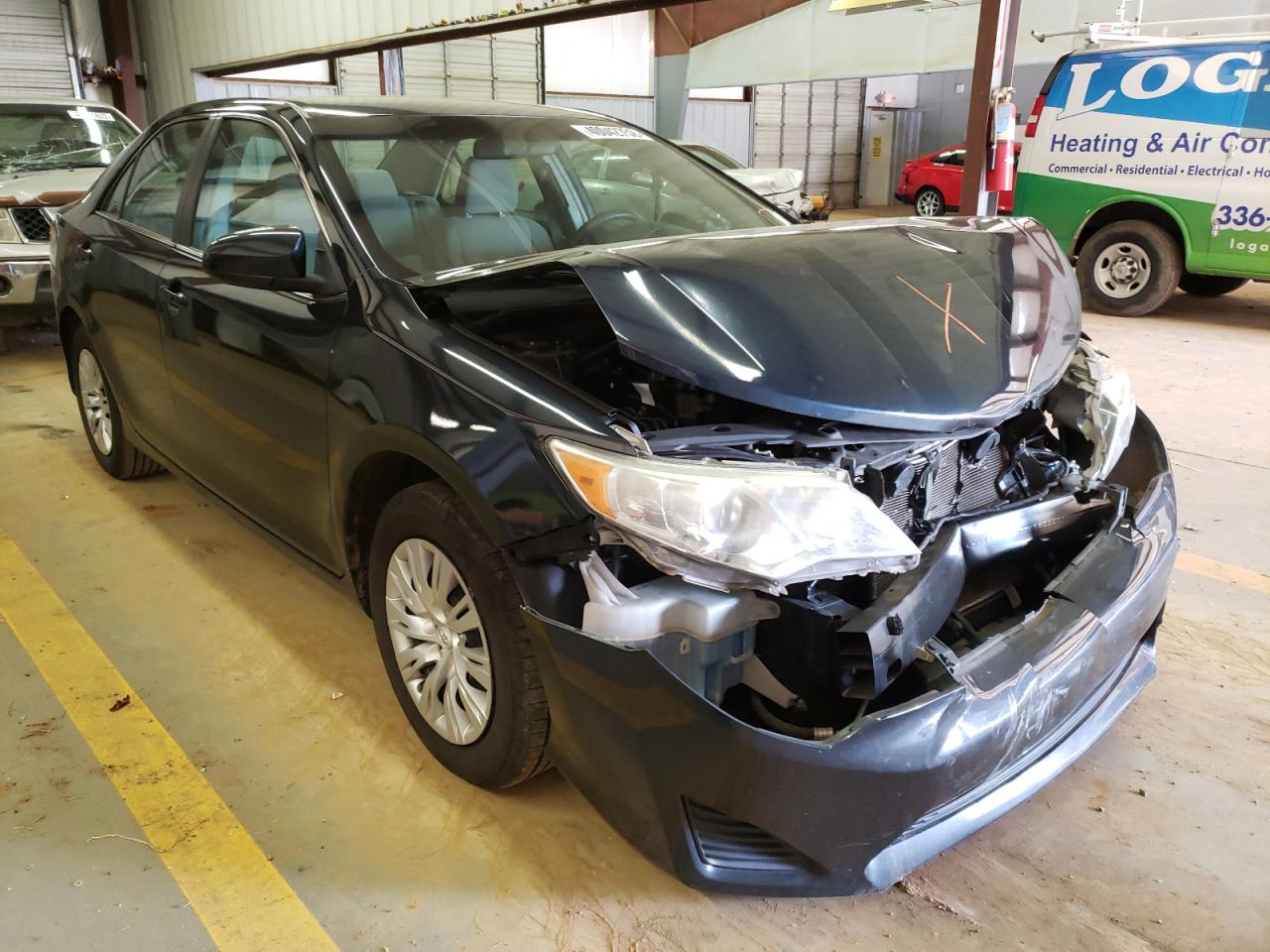 TOYOTA CAMRY L 2013 with VIN 4T1BF1FK6DU683371 - Photo from auction