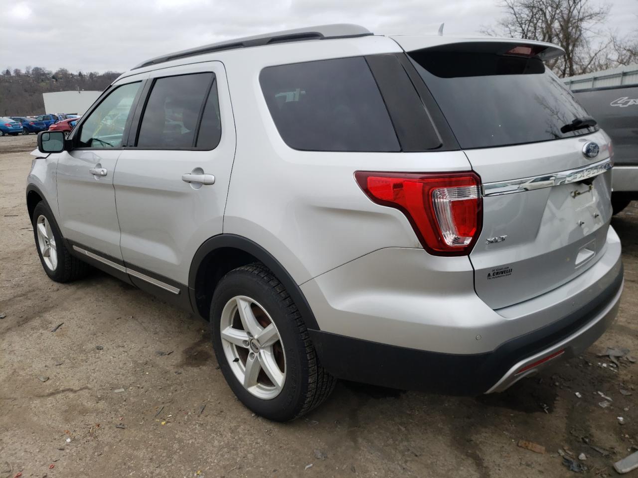 Photo 3 from auction – 2017 FORD EXPLORER X with VIN 1FM5K8D88HGD97261