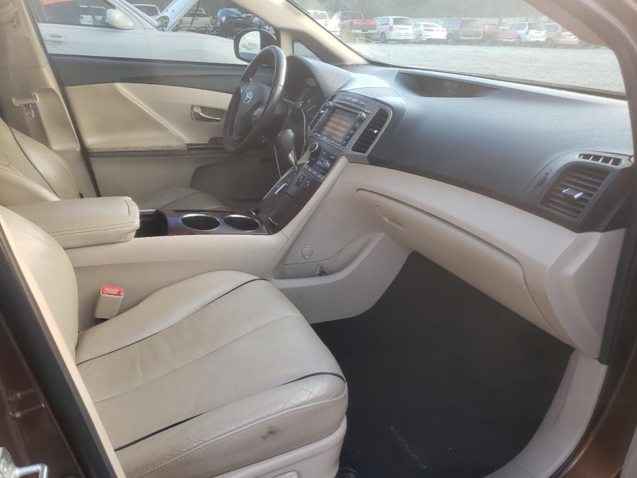 Photo 5 from auction – 2011 TOYOTA VENZA with VIN 4T3ZK3BB8BU036227