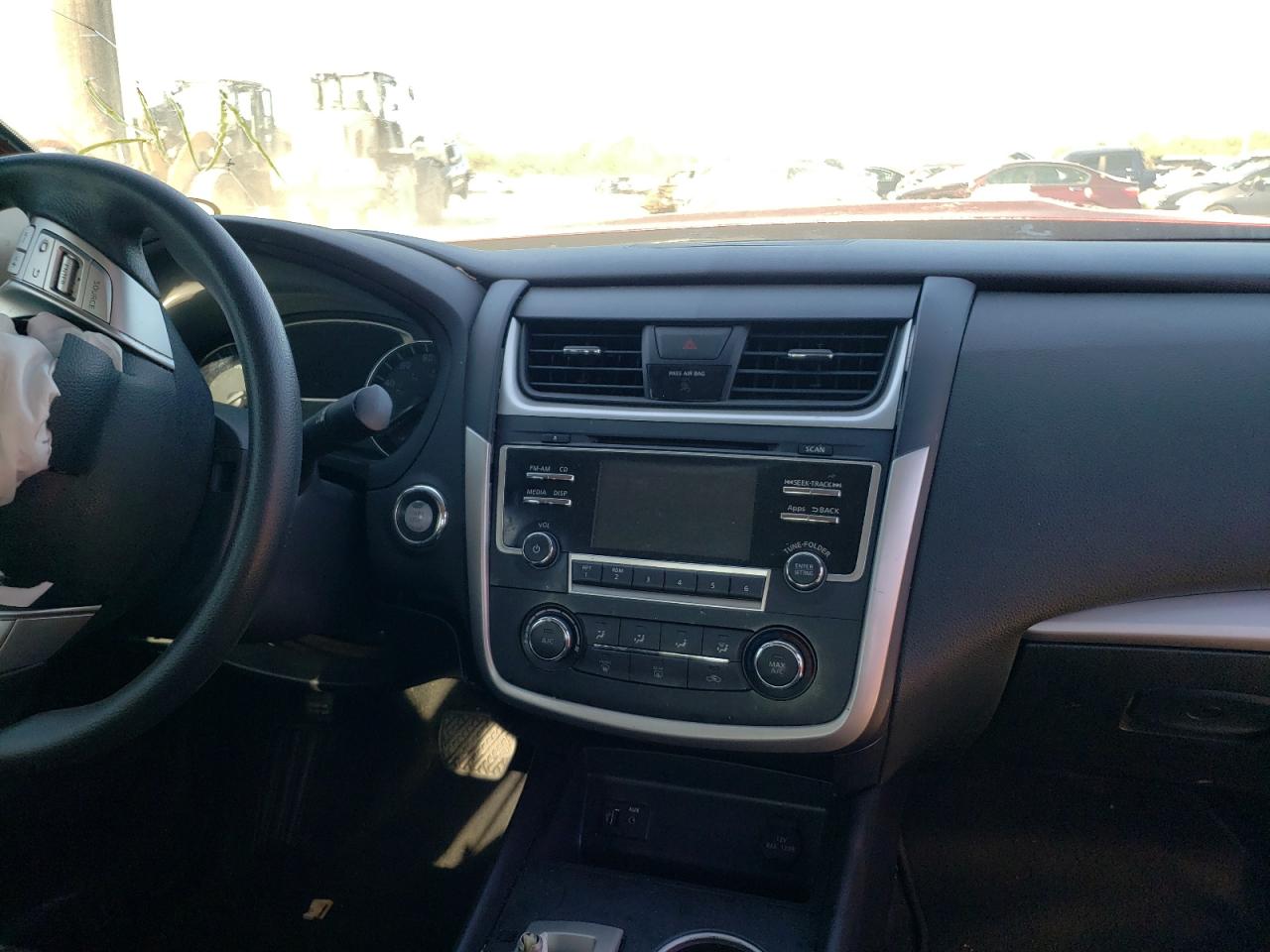 Photo 9 from auction – 2016 NISSAN ALTIMA 2.5 with VIN 1N4AL3AP3GN329142