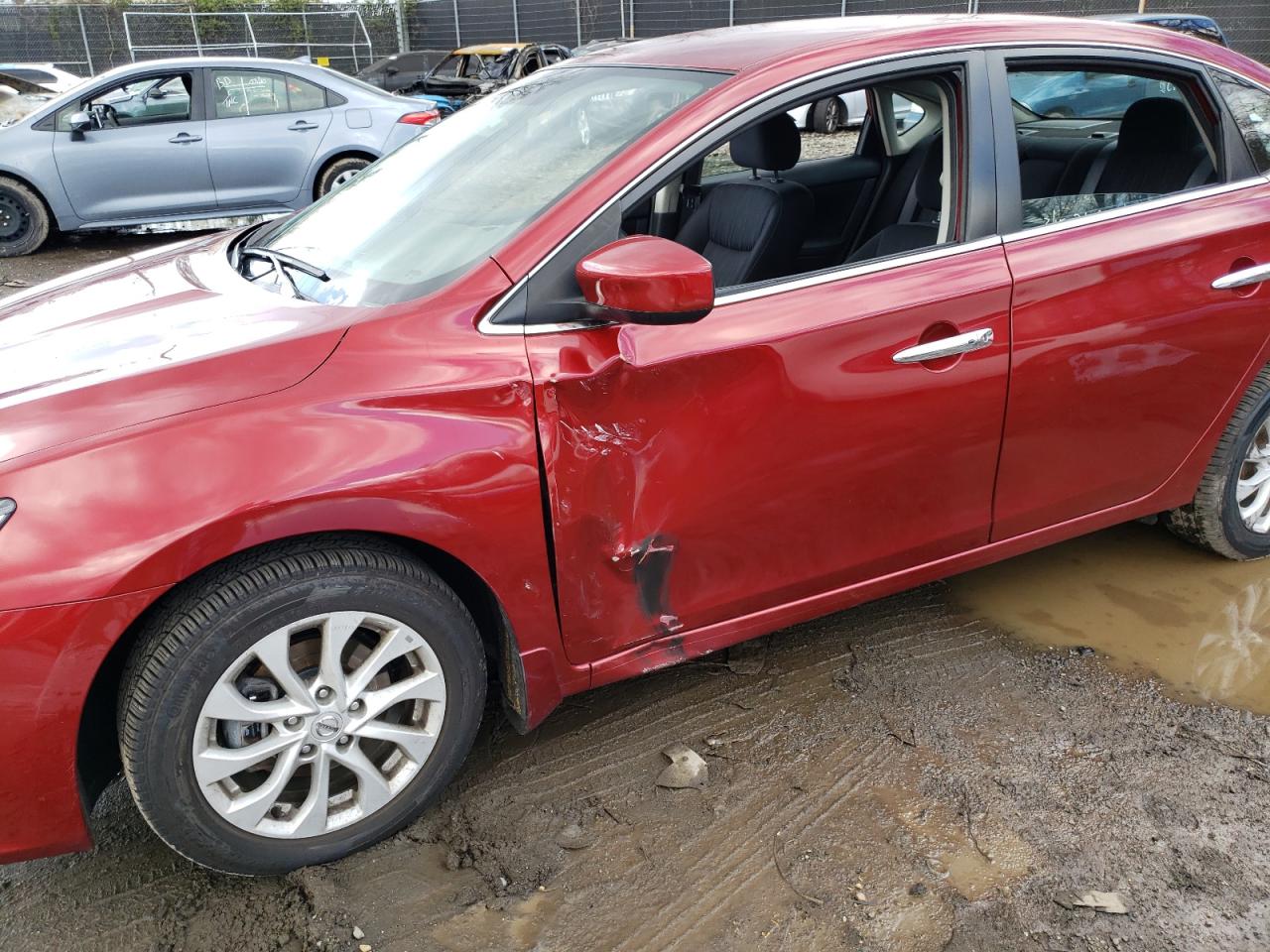 Photo 9 from auction – 2019 NISSAN SENTRA S with VIN 3N1AB7AP1KY232329