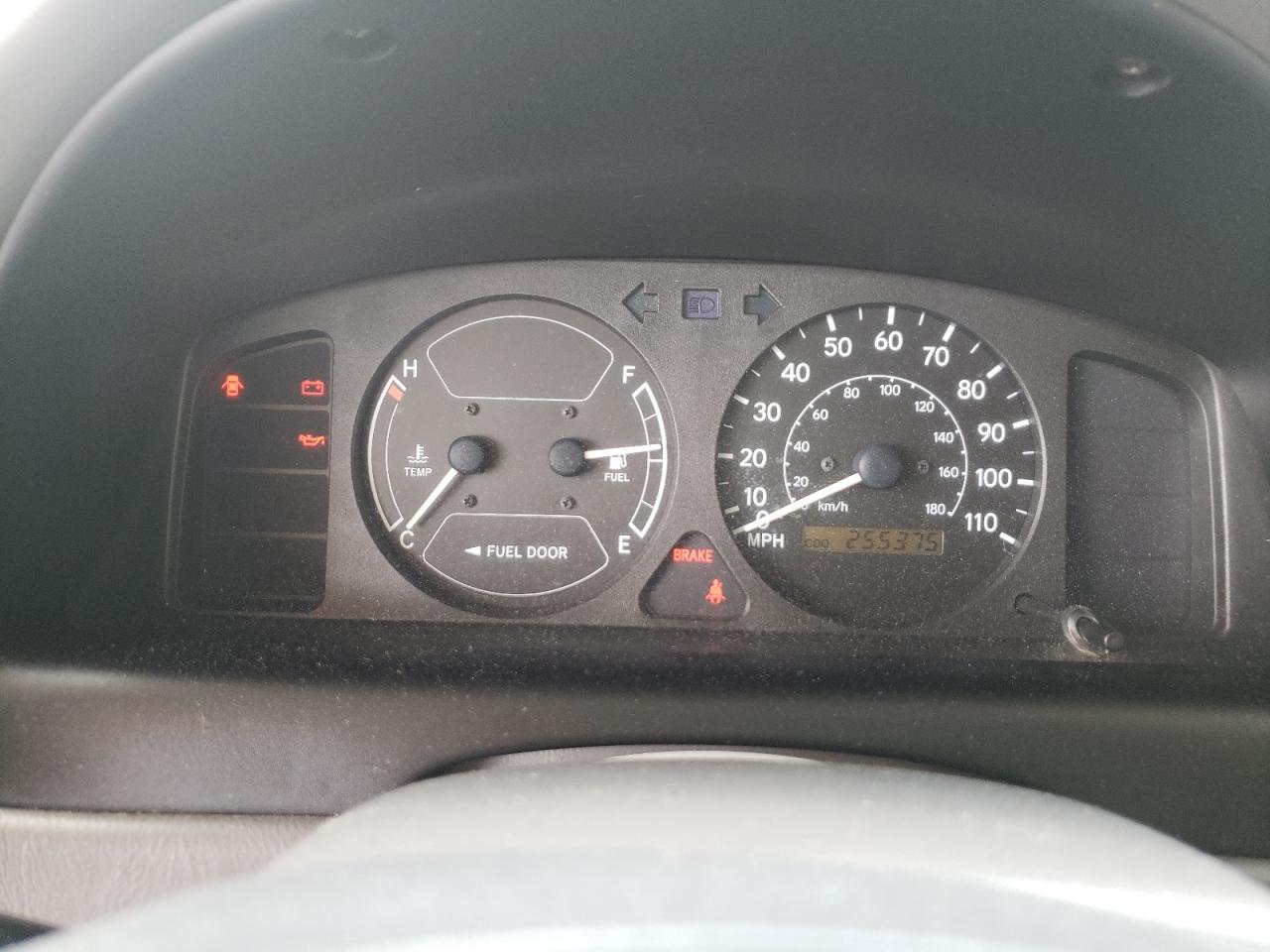 Photo 8 from auction – 2001 TOYOTA COROLLA CE with VIN 2T1BR12EX1C495120