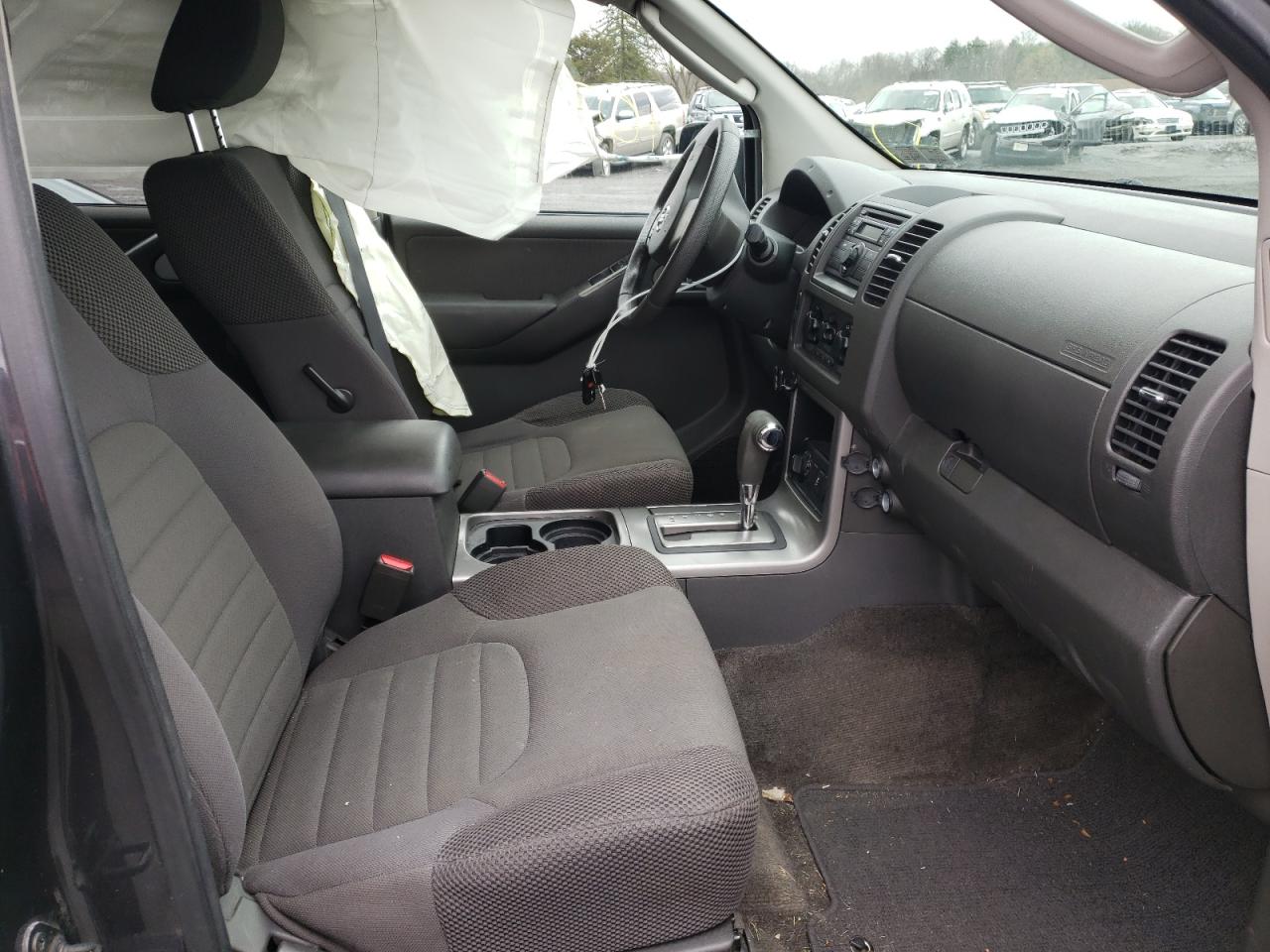Photo 5 from auction – 2012 NISSAN PATHFINDER with VIN 5N1AR1NB7CC636875