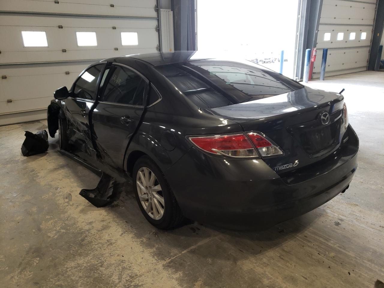 Photo 3 from auction – 2012 MAZDA 6 I with VIN 1YVHZ8EH5C5M00286