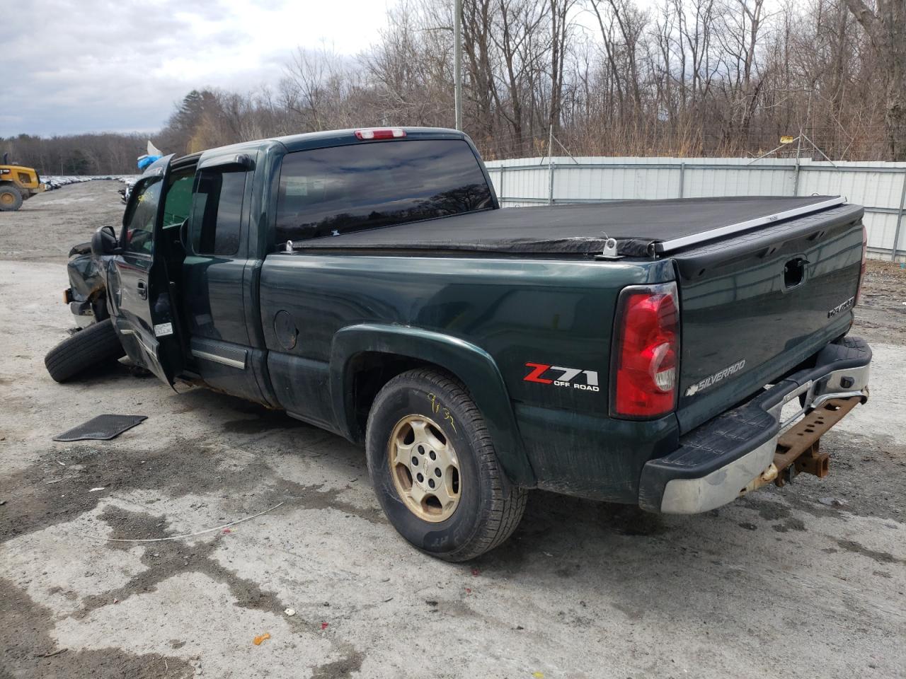 Photo 3 from auction – 2004 CHEVROLET SILVERADO with VIN 1GCEK19T24E206836