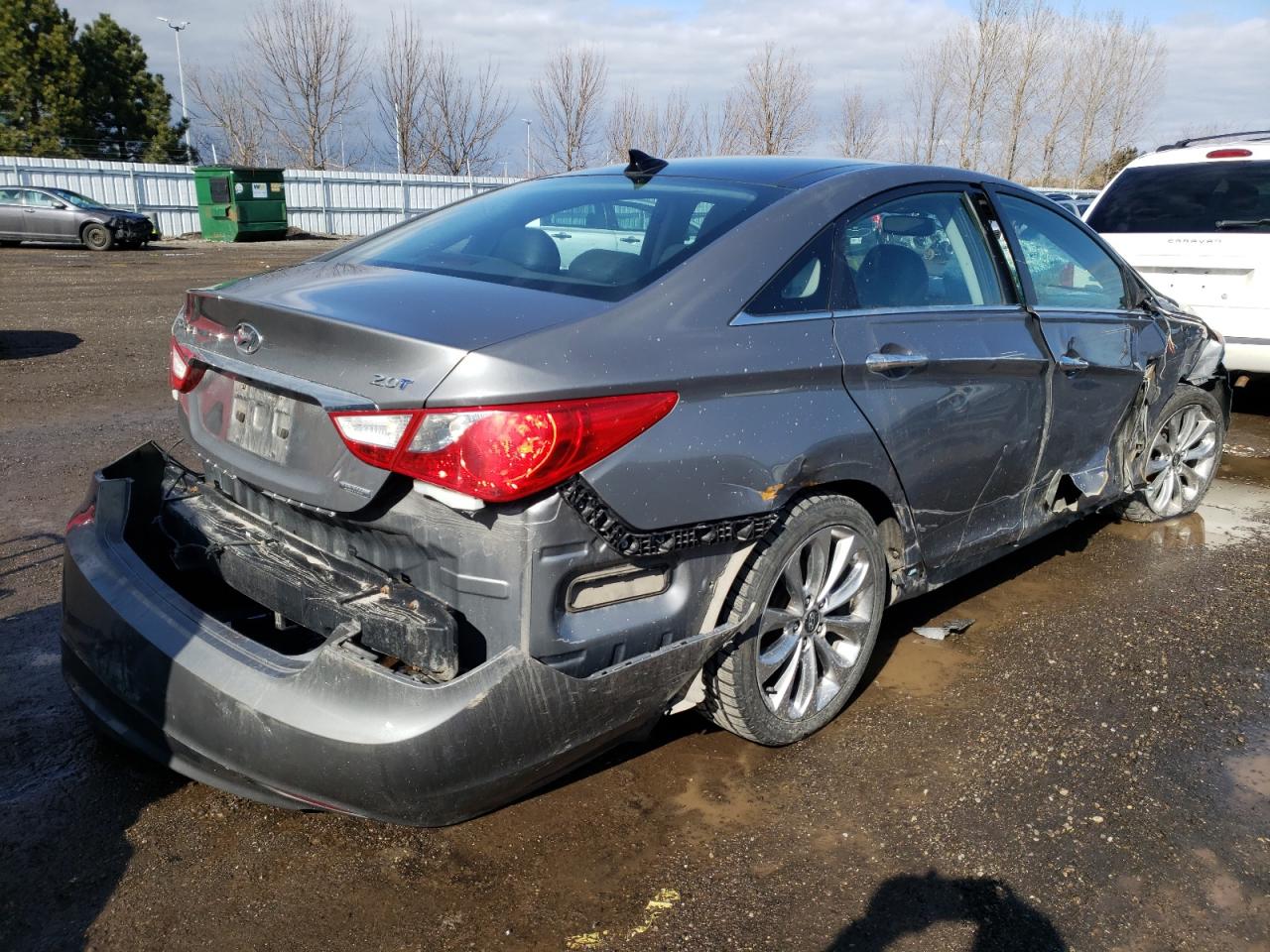 Photo 4 from auction – 2013 HYUNDAI SONATA SE with VIN 5NPEC4AB8DH688729