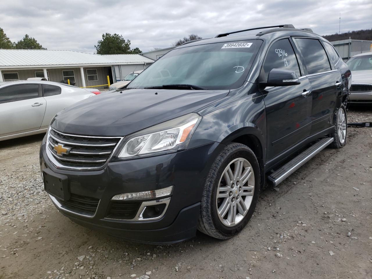Photo 2 from auction – 2013 CHEVROLET TRAVERSE L with VIN 1GNKRGKD6DJ207667