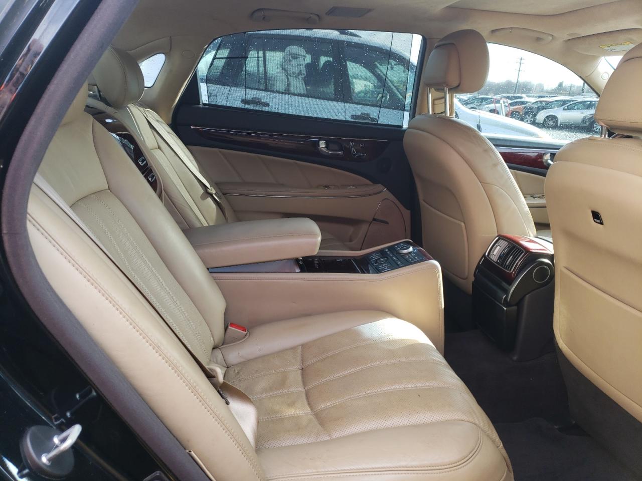 Photo 6 from auction – 2011 HYUNDAI EQUUS SIGN with VIN KMHGH4JF6BU033383