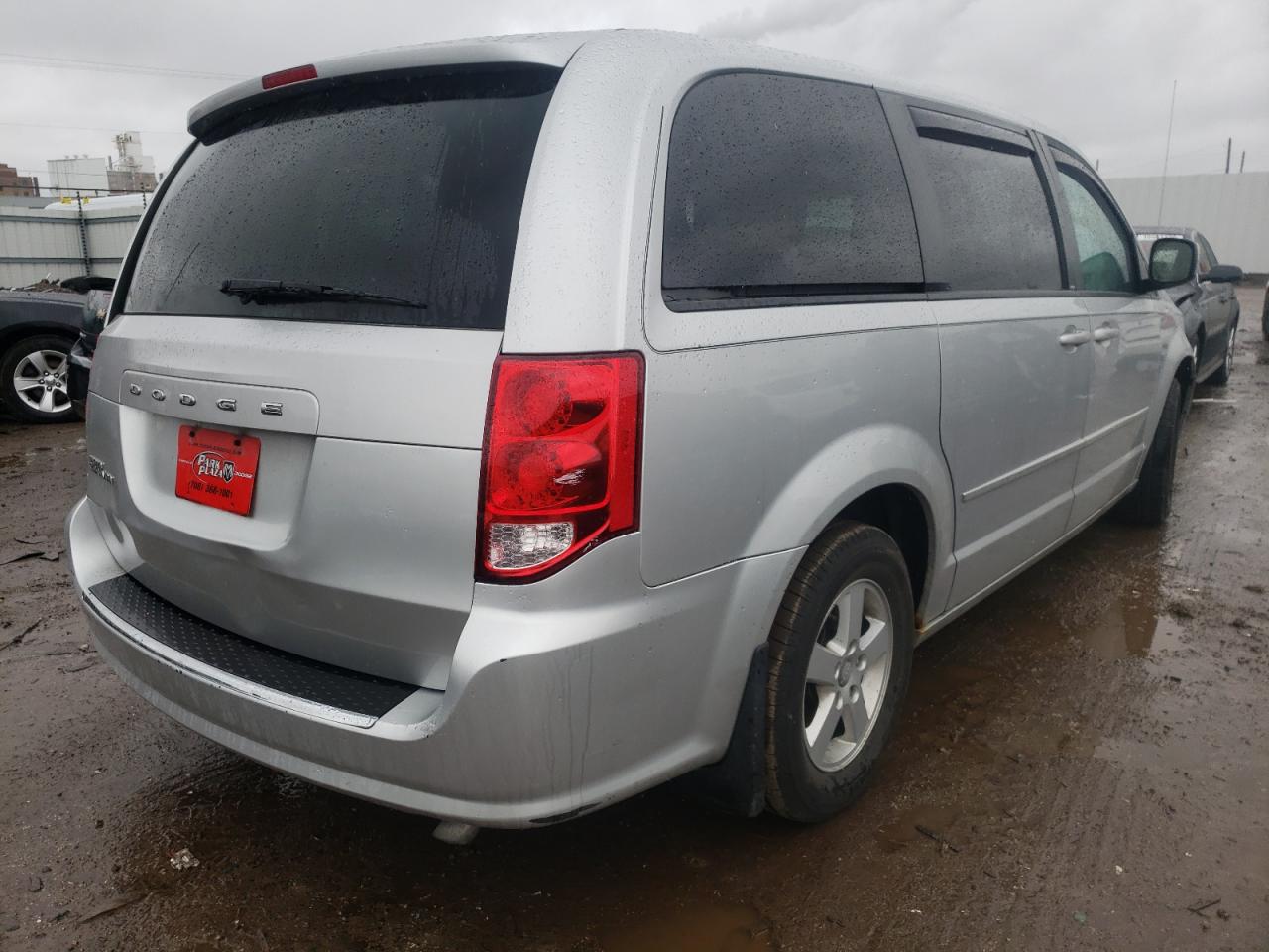Photo 4 from auction – 2011 DODGE GRAND CARA with VIN 2D4RN3DGXBR696315