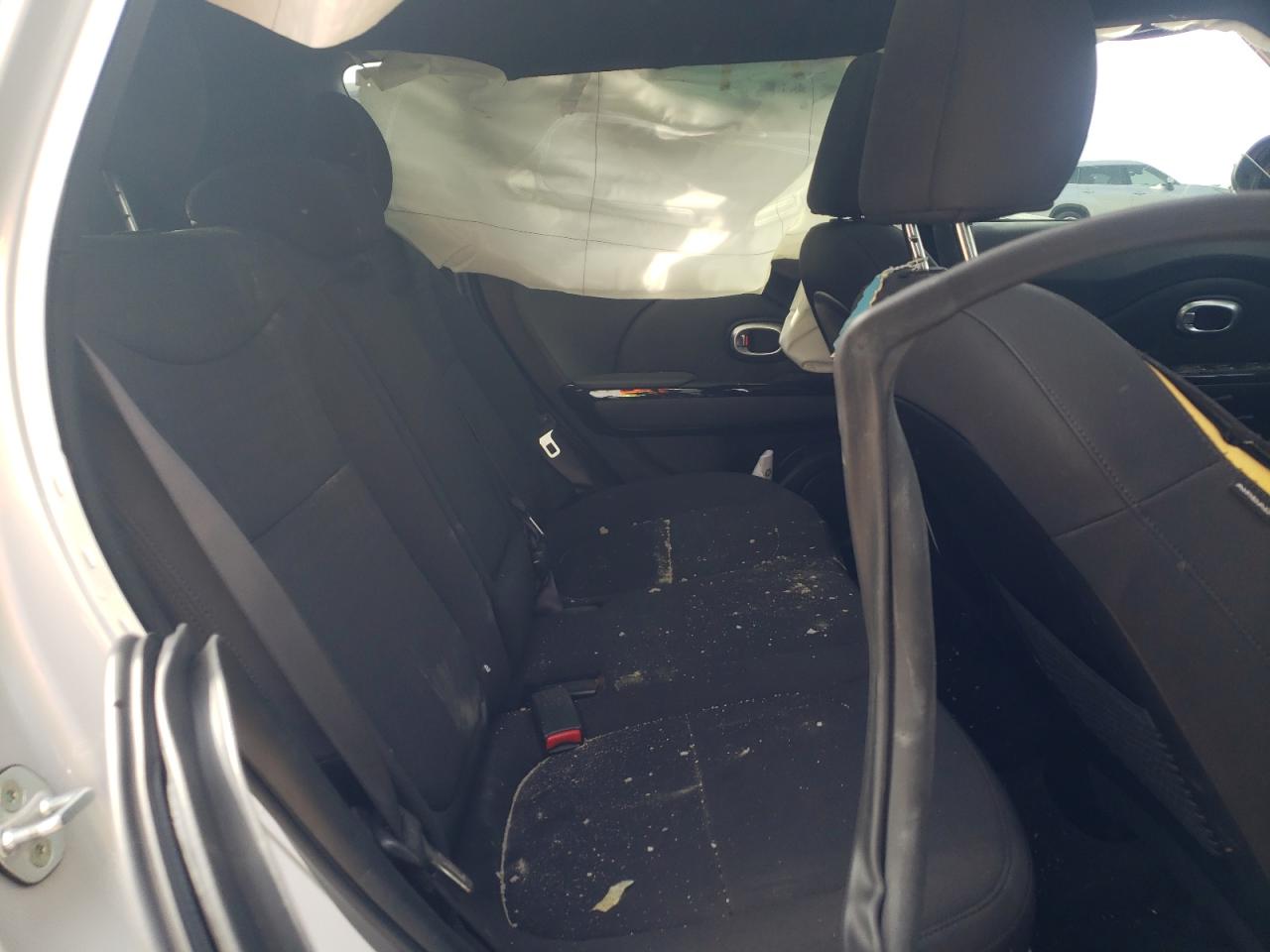 Photo 6 from auction – 2015 KIA SOUL ! with VIN KNDJX3A58F7791843